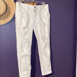 American Eagle white ripped, cropped jeggings